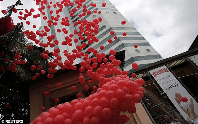 2014年十大科學事件:“菲萊”登陸彗星、站立能抗衰老