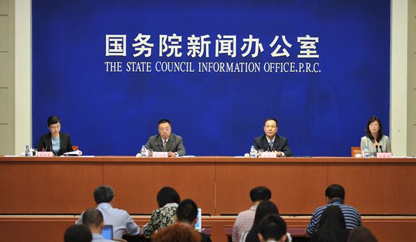 2015年中國對外直接投資額創歷史新高 首居世界第二