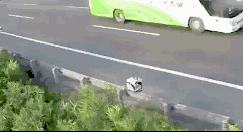 高速“機器人交警”上崗 這些違法行為一個也跑不了