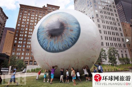 驚嘆！全球古怪又絕妙的雕塑