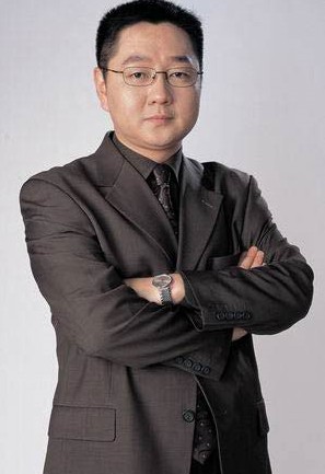 張紹剛宣布正式退出主持界：專心教書相妻教子