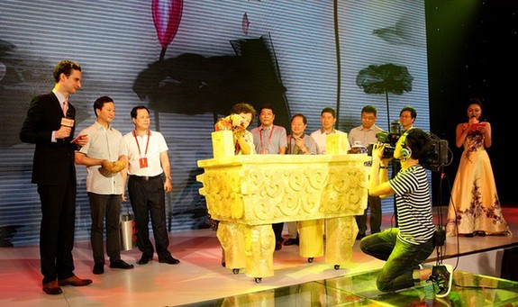 百泰首飾 黃金工藝創(chuàng)新成就行業(yè)領(lǐng)軍典范