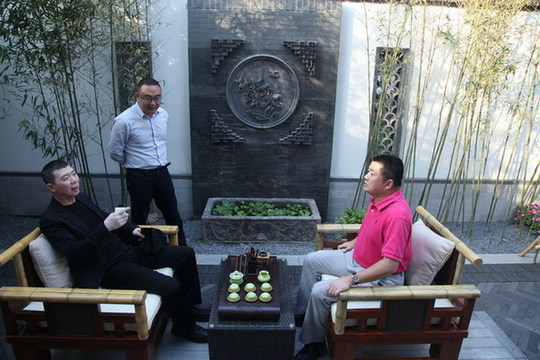 馮小剛執(zhí)導(dǎo)泰禾“院子系”文化宣傳片