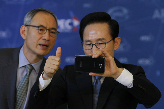 盤點各國政要“鐘情”的手機品牌