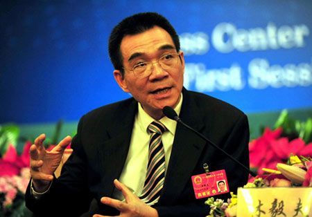 林毅夫:中國整體負債40%為全球最好