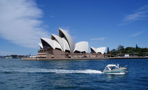 澳最大房企擬出售中企50%業務