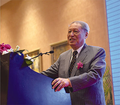 成思危:房價(jià)拐點(diǎn)言之過早