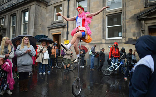 8月去哪?唯節日與美食不可辜負