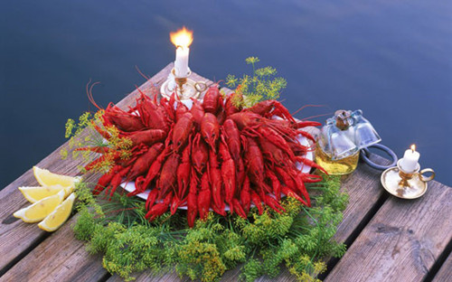 8月去哪?唯節日與美食不可辜負