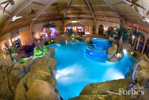 12座夢幻級室內游泳池