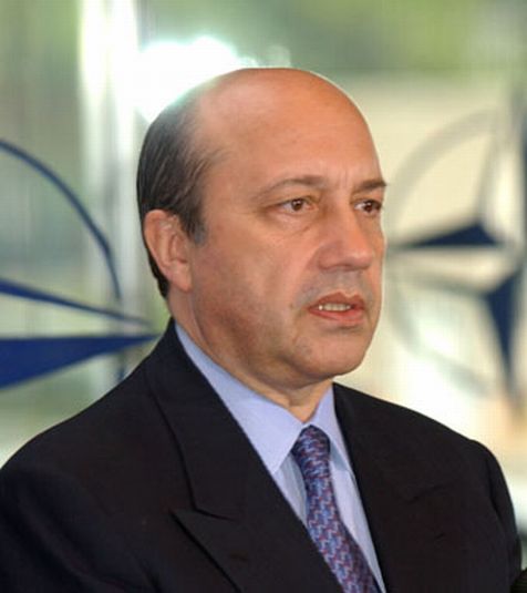 俄前外長稱中俄高技術合作比建輸氣管道難但需即刻變政治意愿為現實