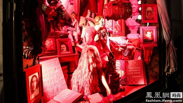 2014全球最震撼的圣誕櫥窗設(shè)計