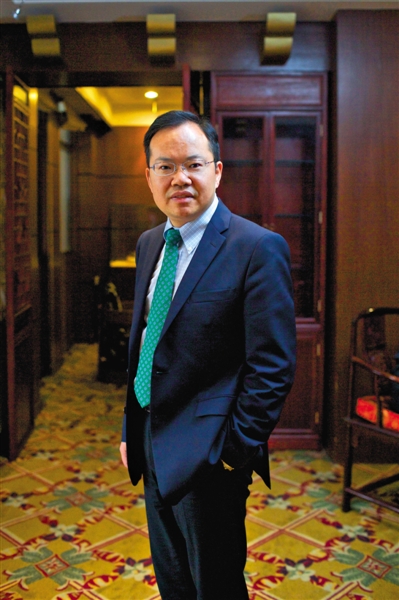 魯政委:人民幣不貶值錯覺應打破