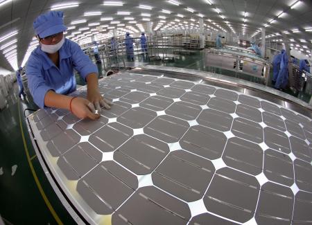 中國光伏劫難：為何屢被歐美雙反夾擊