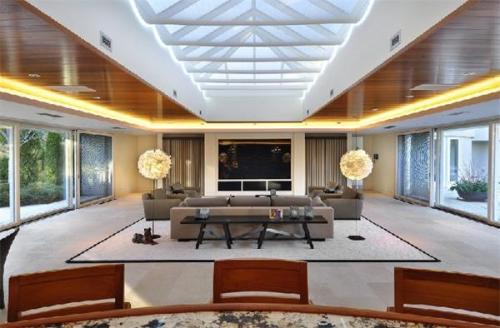 奢華無比 盤點(diǎn)那些被富豪們?nèi)掏促v賣的豪宅