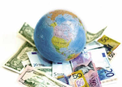 全球央行勁刮降息風(fēng) 副作用明顯