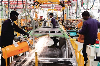 印度專家：印度GDP增速預期超過中國就是個笑話