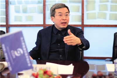 趙丙賢:股市是個(gè)“神經(jīng)病”