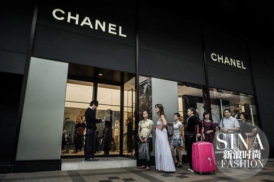 香奈兒稱下月在華將降價(jià)