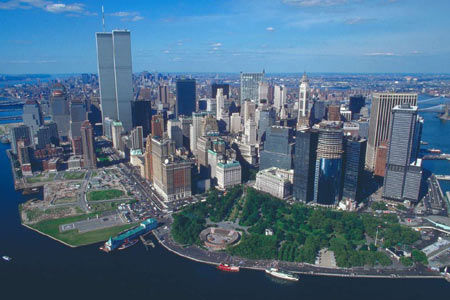 梁海明:企業(yè)“走出去”可學(xué)李嘉誠