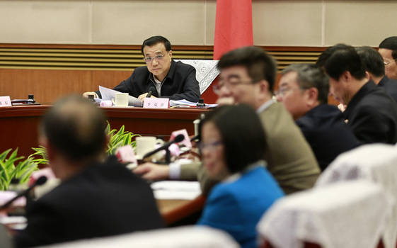 座談會現場：總理為什么打斷他們的發言？