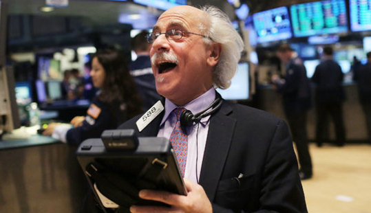 納指強勢回歸：突破15年前網絡泡沫時期峰值