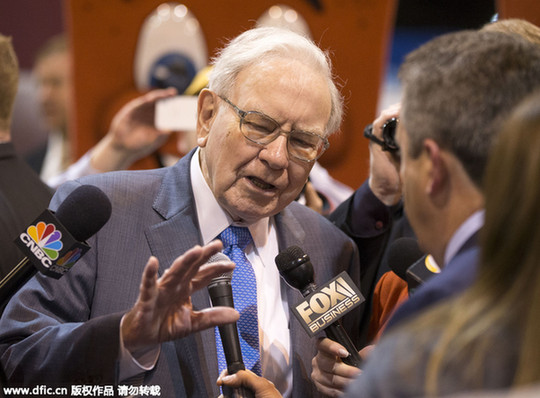 語(yǔ)不驚人死不休：巴菲特在股東大會(huì)上吐了哪些槽？