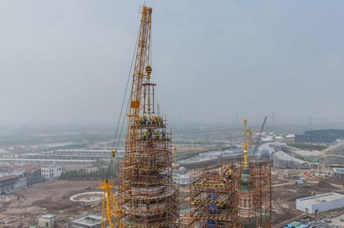 全球最大迪士尼旗艦店上海開(kāi)業(yè) 居民稱價(jià)格太高