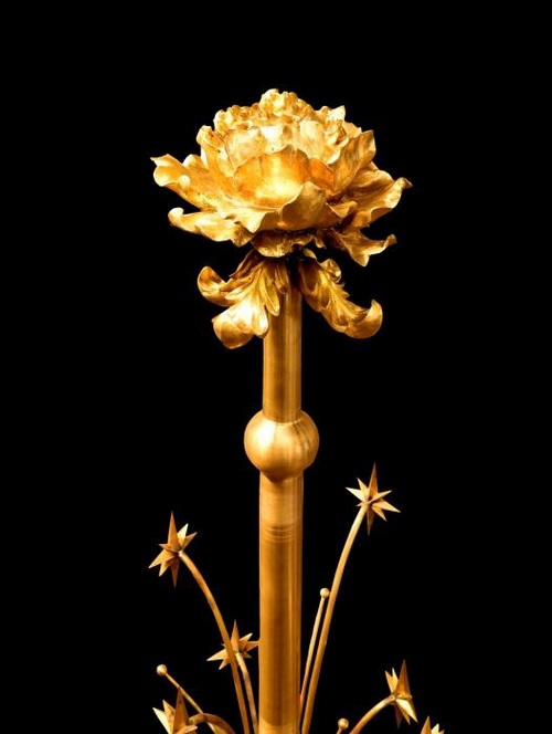 全球最大迪士尼旗艦店上海開(kāi)業(yè) 居民稱價(jià)格太高