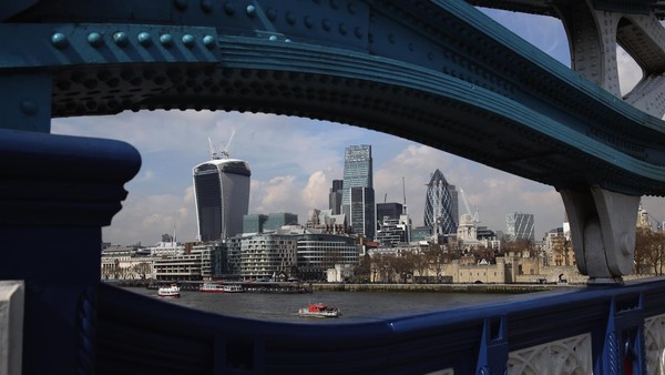 中國(guó)安邦保險(xiǎn)公司“逆市”收購(gòu)倫敦商業(yè)地產(chǎn)