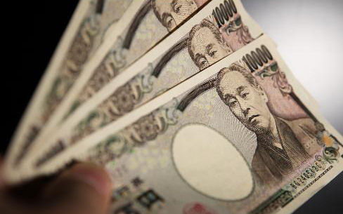 世界各國(guó)最大面額鈔票上面都印了誰(shuí)？