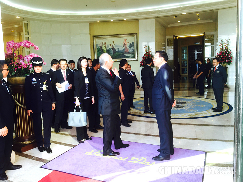 會談之后的李克強與納吉布（高清組圖）