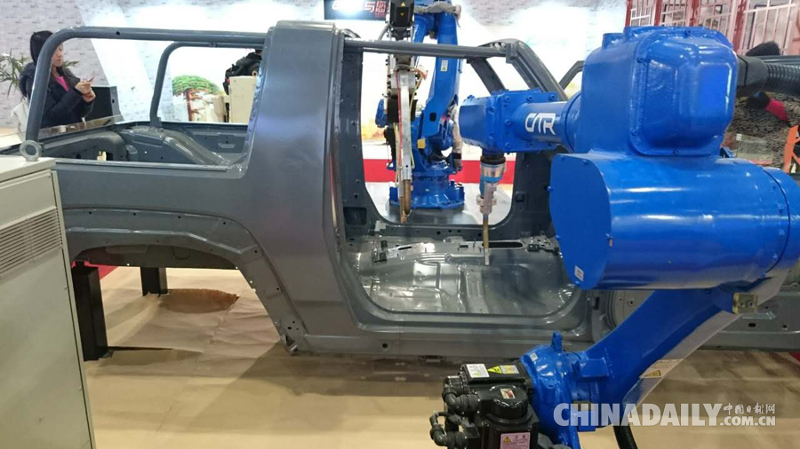 2015世界機器人大會參展機器人精彩圖集