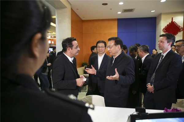 李克強:自由貿易賬戶改革經驗要適時推廣