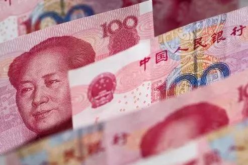 2015年最重大經濟事件今晚發生！將影響你的錢包