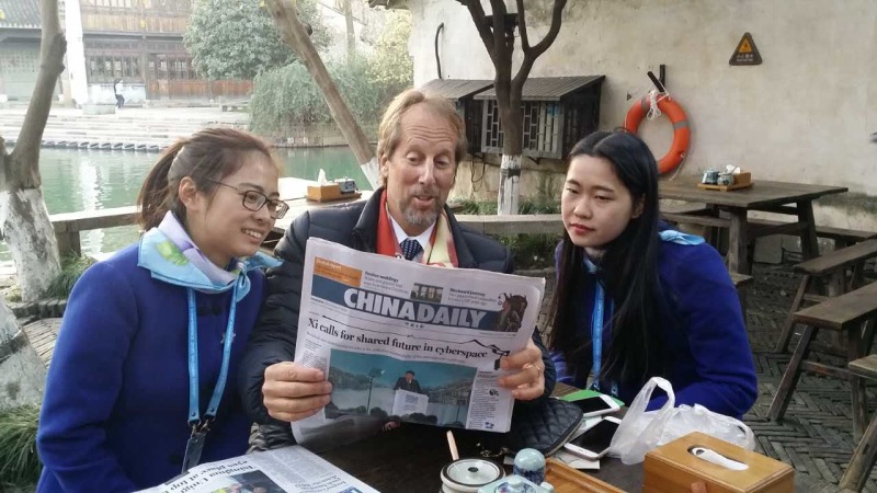 那些專心閱讀ChinaDaily的互聯網名人們