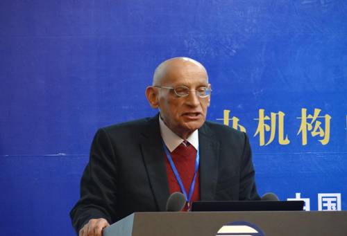 全面了解伊朗發展環境，積極融入中伊未來合作