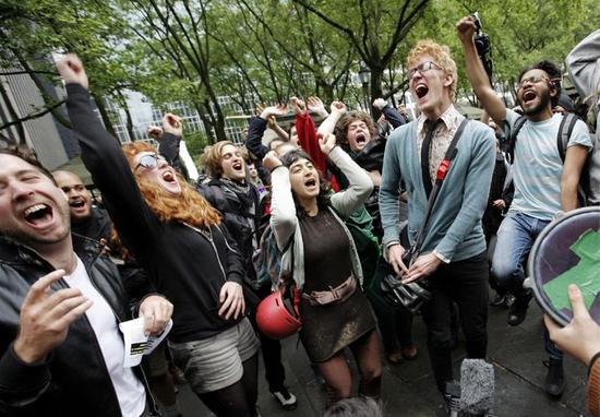 美媒：美千禧一代收入少債務多 近半不相信美國夢