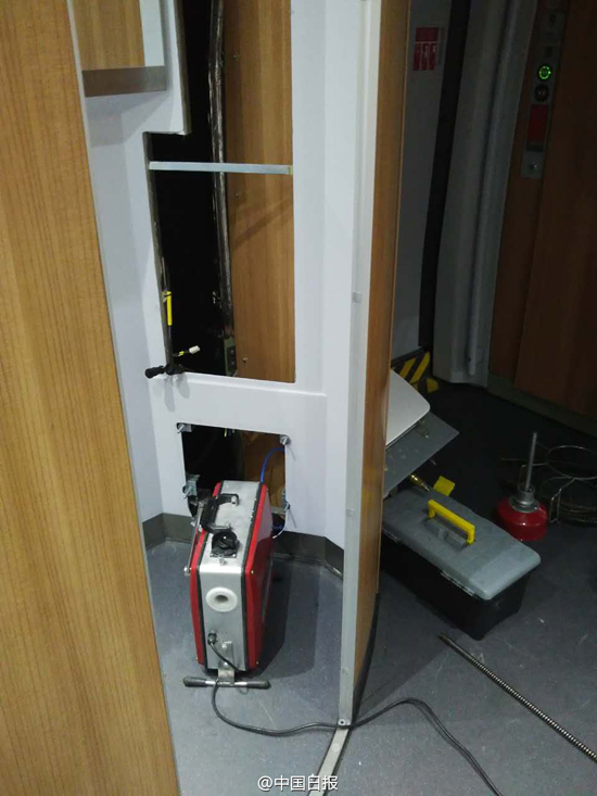 文明出行:你的隨手一丟 他們又要多熬兩小時