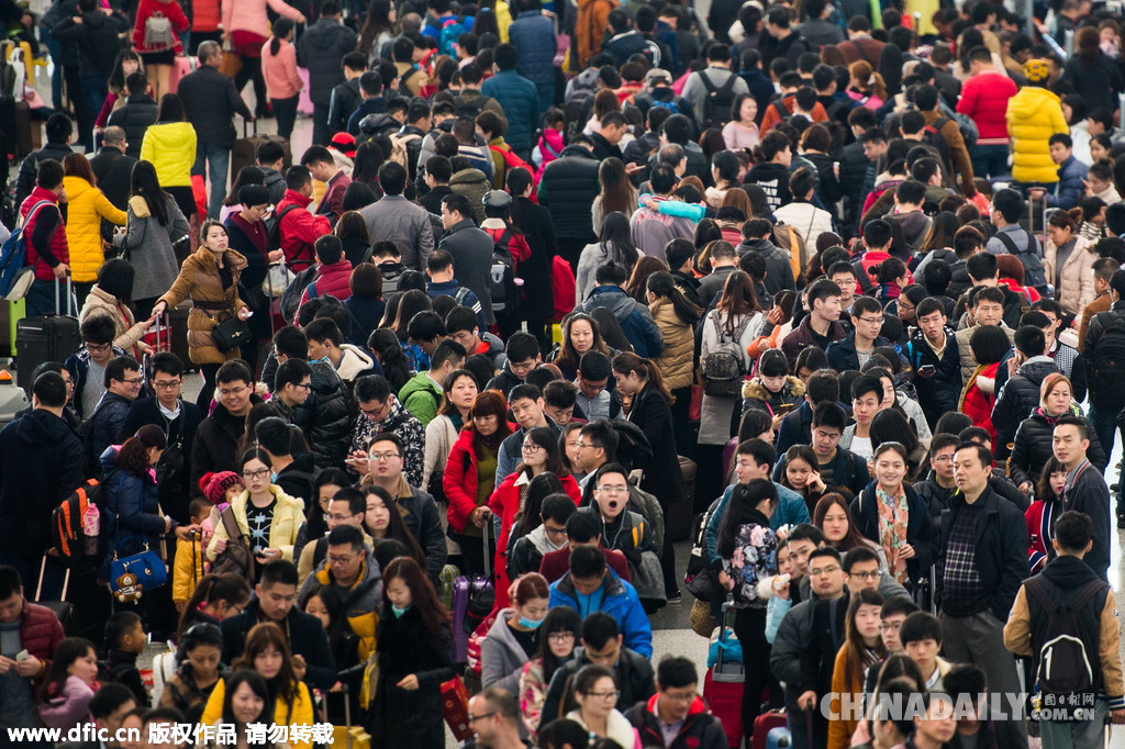 直擊2016年春運(yùn)：有一種表情叫“回家”
