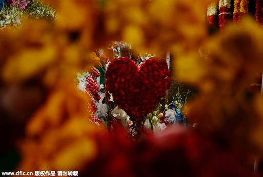 “情人節(jié)消費(fèi)潮”席卷亞太：你今天送了嗎？