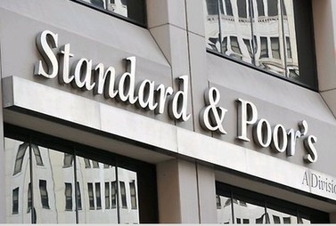 標(biāo)準(zhǔn)普爾宣布下調(diào)沙特主權(quán)信用評級