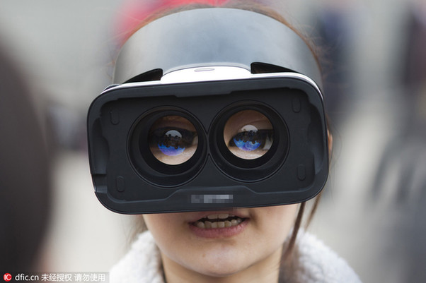 VR時(shí)代真的來(lái)了！從兩會(huì)記者裝備看技術(shù)變遷