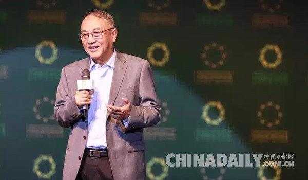 柳傳志：下一步科技創新是人工智能和互聯網的結合