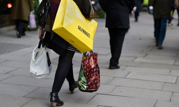 英國(guó)四月份零售銷(xiāo)售額暴跌