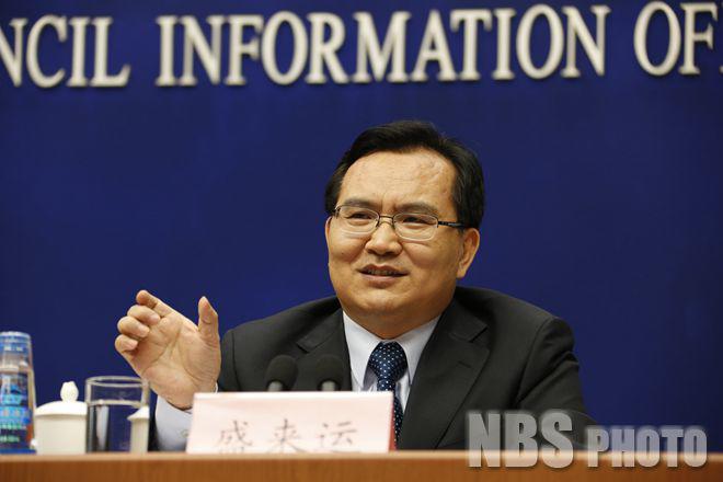 中國(guó)經(jīng)濟(jì)上半年增長(zhǎng)6.7%平穩(wěn)收官 穩(wěn)中向好