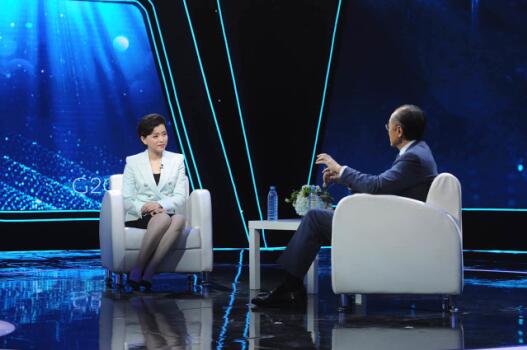 世界銀行行長(zhǎng)金墉：終結(jié)極端貧困，看我們的