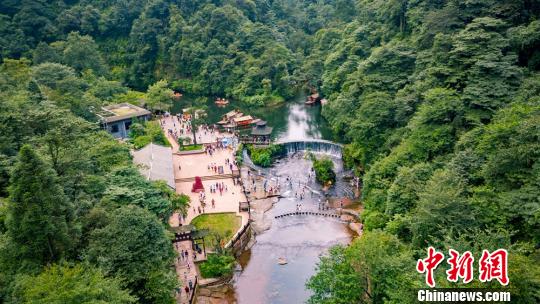 四川天臺山創5A景區實施改造為螢火蟲讓路