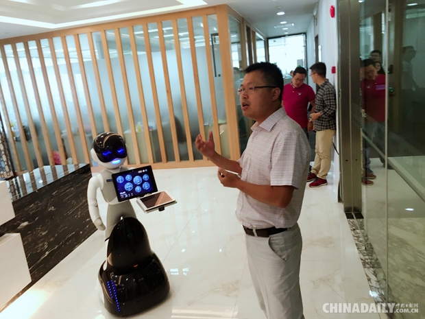 從“中國第一屏”到“AR機器人”：GQY的成功轉型之路