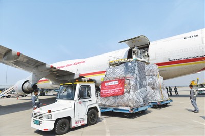 中歐班列“西安-莫斯科”開行 比海運(yùn)節(jié)省30多天